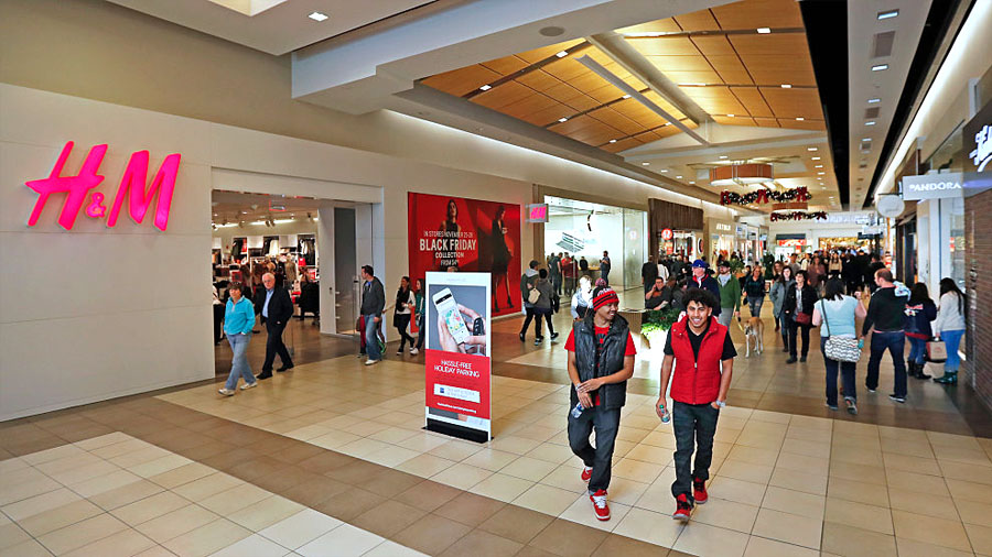 Shopping Malls Reopen After COVID-19 Restrictions Lightened
