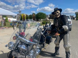 'Ghost Rider of Clinton' brings cheer to neighborhood