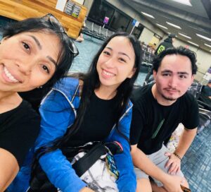 Hailey Chang with family members at the Kahului airport in Maui. (Photo: Hailey Chang)