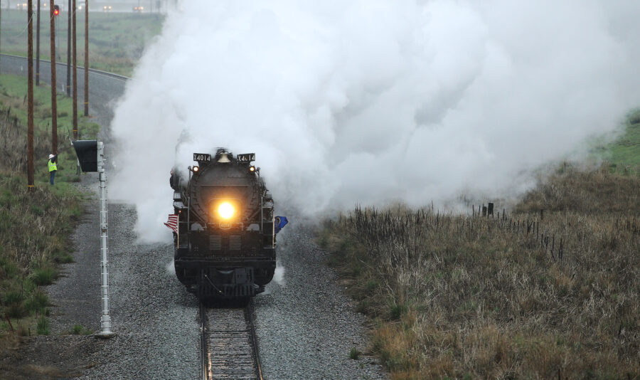 World’s largest steam engine rolls through Utah