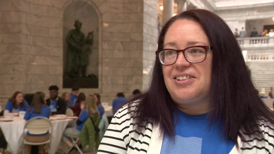 Annalee Foster, a volunteer, said she's had several incidents of caner in her family at Cancer Action Day at the Capitol in Salt Lake City on Feb. 11, 2025. (KSL TV)