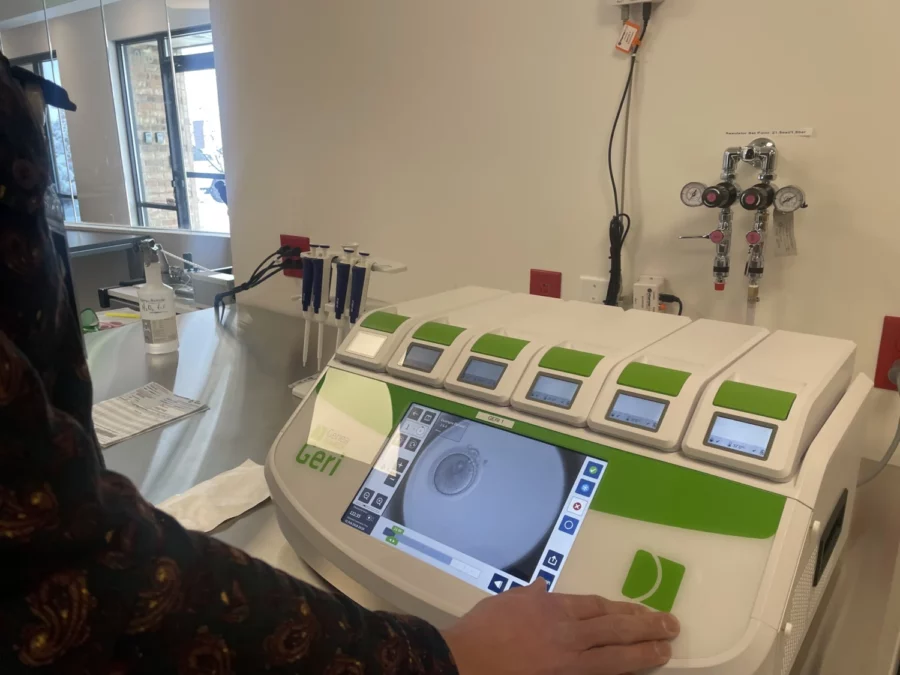 An embryologist at Wellnest Fertility monitor the development of an embryo in the lab. (Shelby Lofton, KSL TV)
