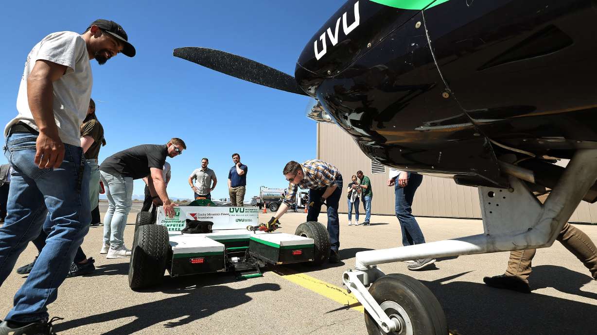 Shaping the future of aviation tech: UVU’s autonomous electric tug