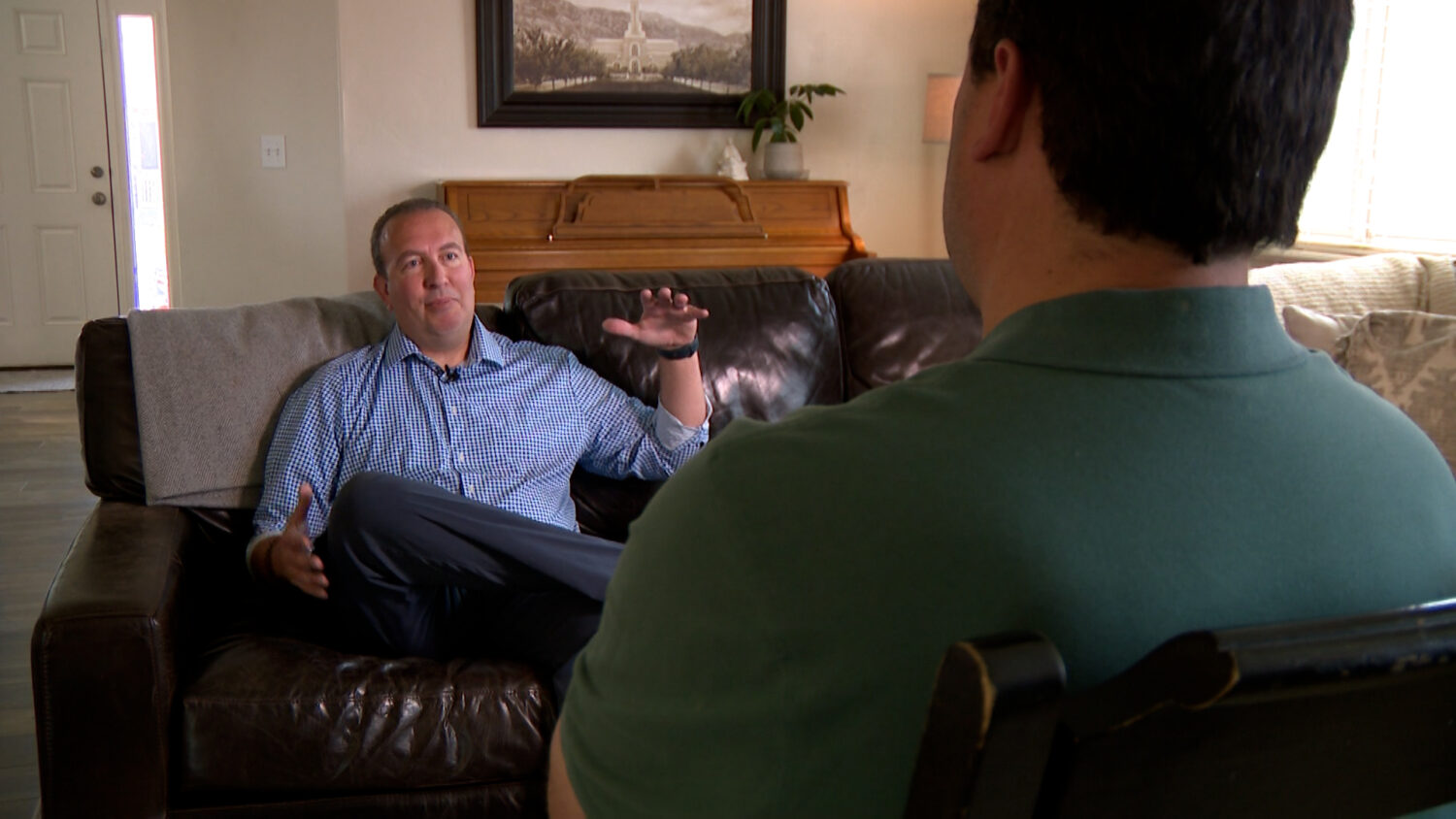 Jason Dewey tells KSL's Matt Gephardt that even though every payment has been on time, Kia tanked his credit by declaring it repossessed. (Stuart Johnson, KSL TV)