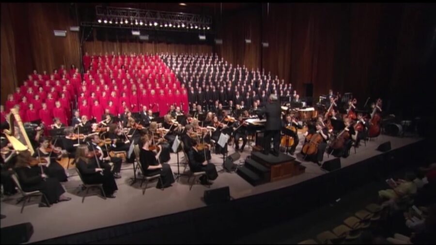 A 2007 viewing of Music & the Spoken Word. (The Church of Jesus Christ of Latter-day Saints)