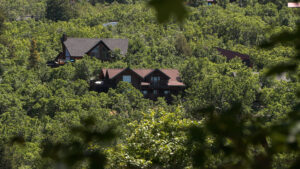 Homes in the Nordic Valley area of the Ogden Valley. (Mike Anderson KSL)
